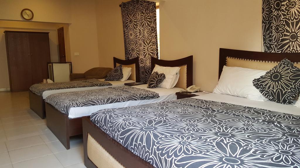 קראצ'י Royal Inn Hotel מראה חיצוני תמונה